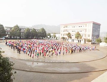 萬華巖中心學校-生物質(zhì)爐灶方案/案例 萬華巖中心學校-生物質(zhì)爐灶方案/案例