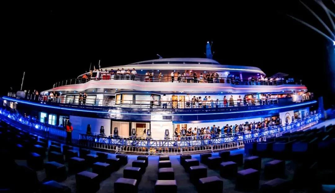 GVS用光打造“海上的移動(dòng)豪華城堡”，